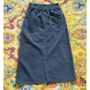 Corduroy Grey Skirt Size Medium.